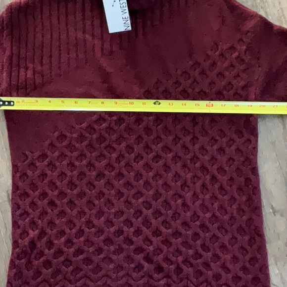 NINE WEST BRAND WOMEN'S PLUM COWL NECK SWEATER SIZE XS - Picture 12 of 13